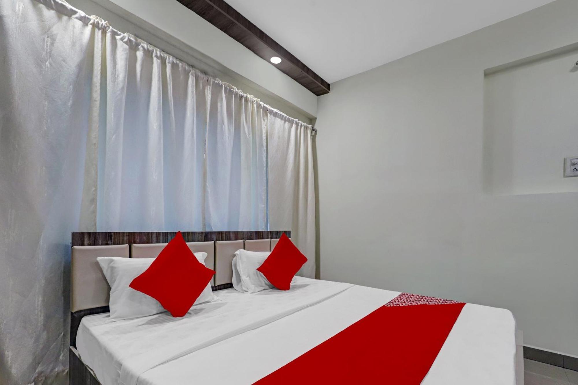 Hotel O Royal Stay Inn Royal Stay Inn Наґпур Екстер'єр фото